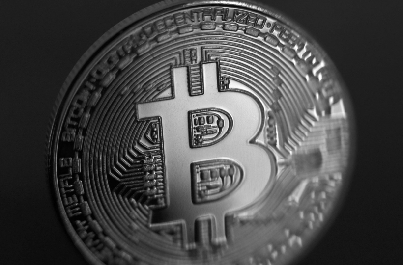 okpay钱包app苹果怎么下载一键完成!苹果商店正式上架支持10条公链