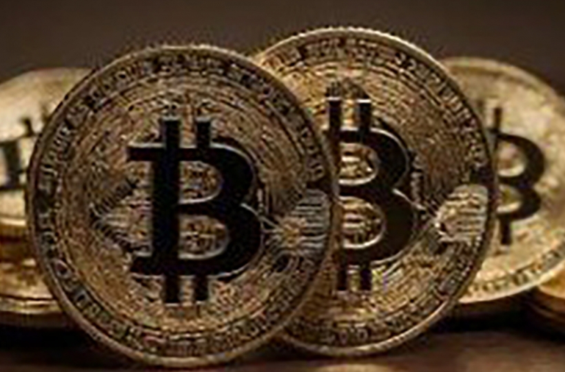 银行卡直购USDC！0意交易所绑卡流程上线首日交易量破2000万美元